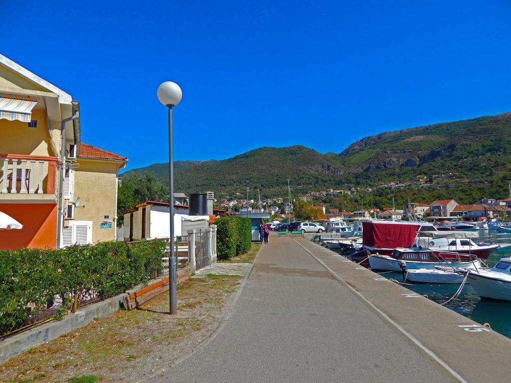 Apartmani Sindik Tivat Exterior foto